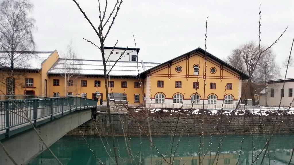 Blick über die Salzach in Hallein