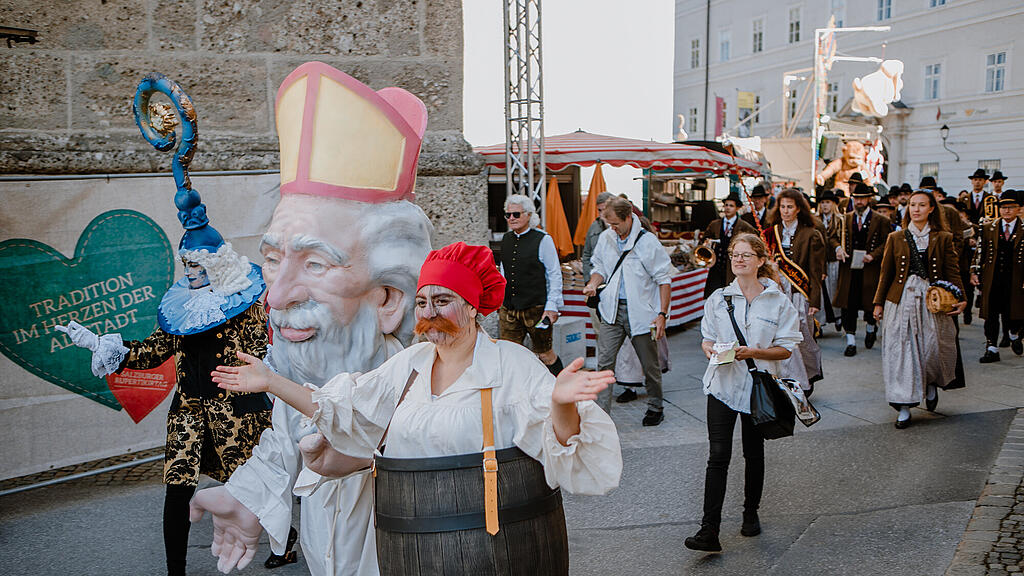 Er\u00f6ffnung Rupertikirtag, Festzug