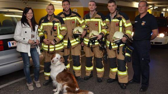 Feuerwehr Vösendorf befreit Australian Shepherd "Sammy" aus Kofferraum