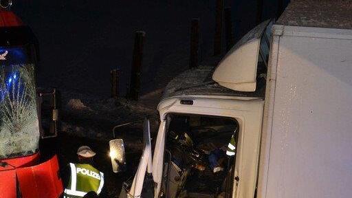 OÖ: Lkw-Unfall in Suben
