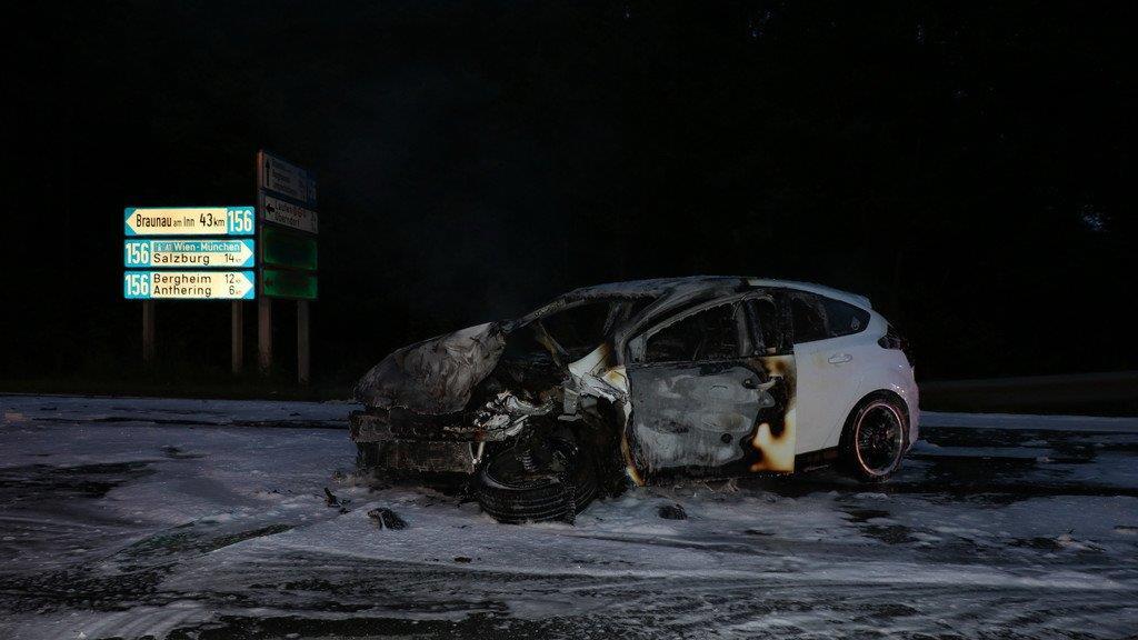 Schwerer Crash auf der B156
