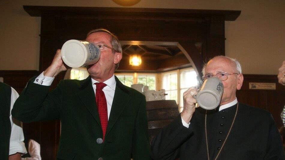Bier-Anstich im Bräustübl