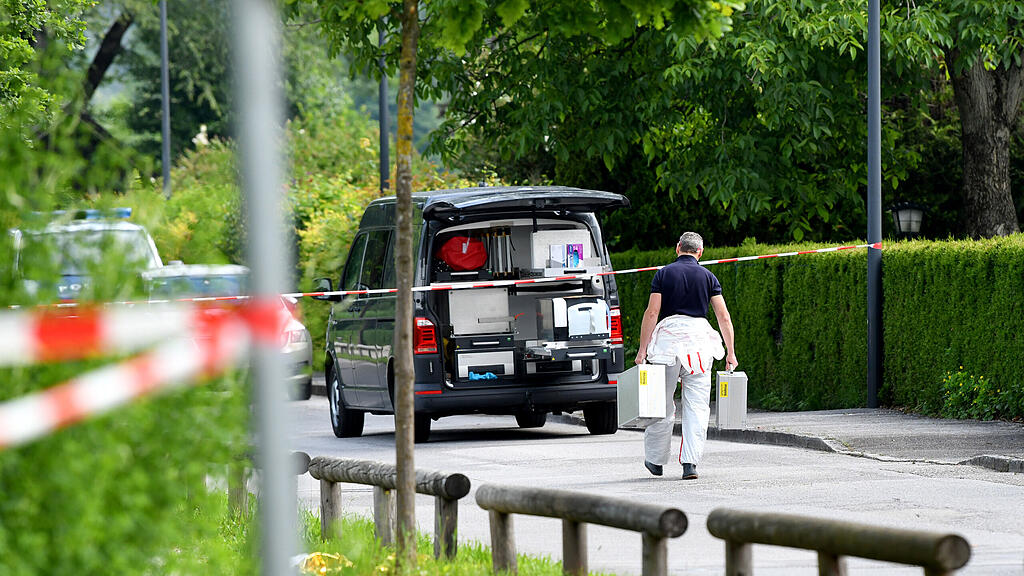 SALZBURG ZWEI VERLETZTE DURCH SCH\u00dcSSE BEI POLIZEIEINSATZ IN DER STADT SALZBURG =(5).jpg