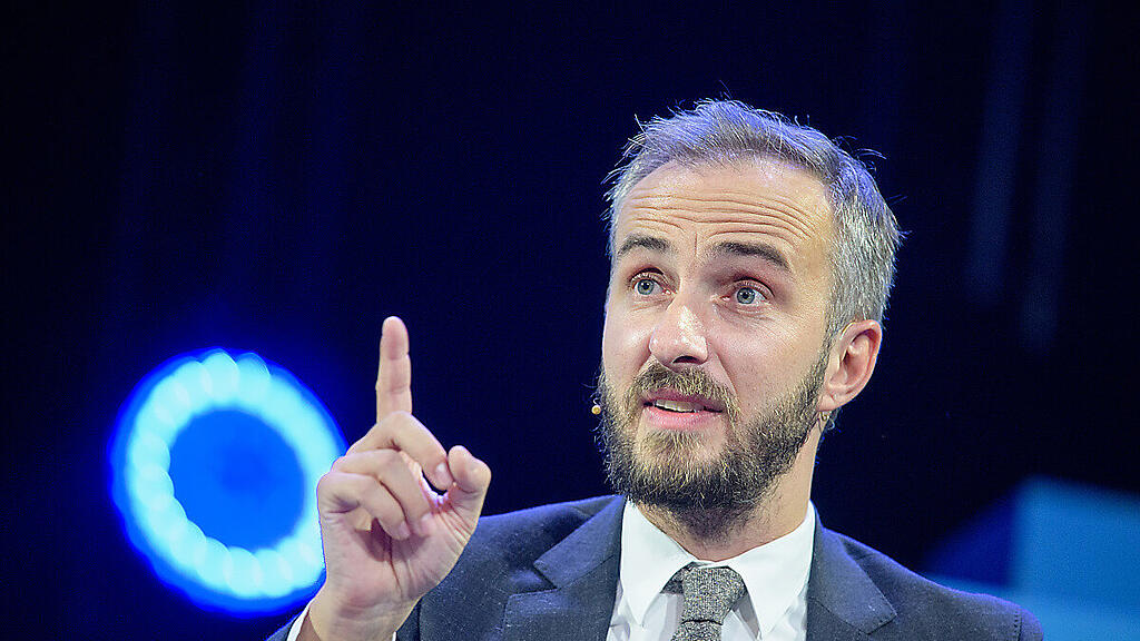 Jan Böhmermann baute Spannung für seine Show auf