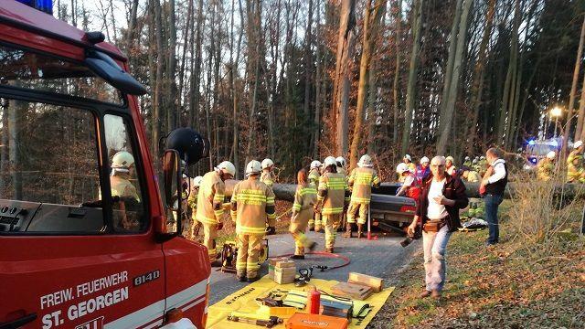 Freiwilligen Feuerwehren üben in St. Georgen