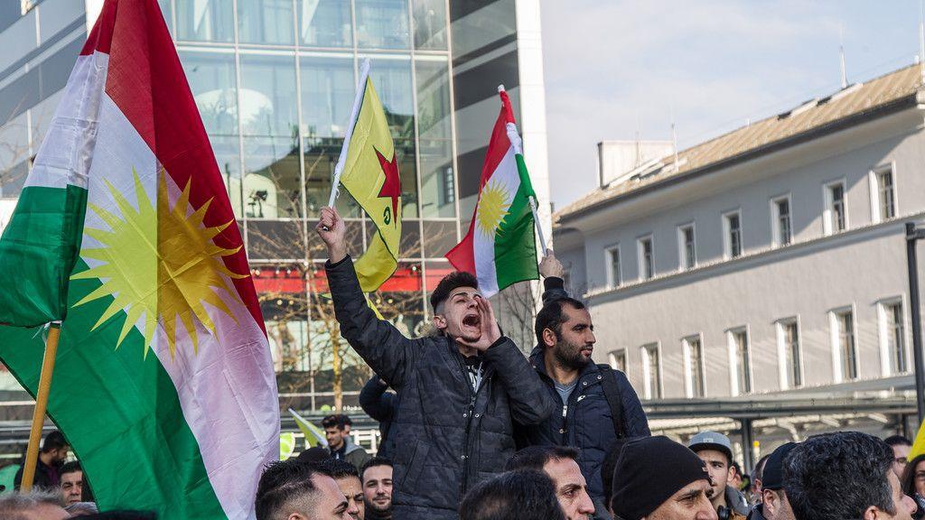 Demo der Kurden in Salzburg