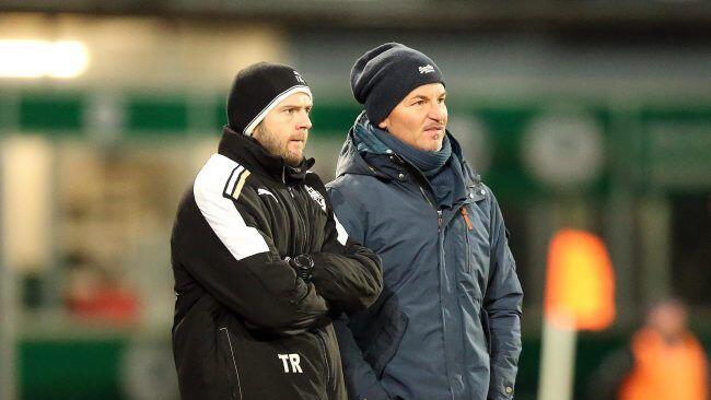 Martin Baier (li.) folgt Gerald Baumgartner als Athletiktrainer nach Mattersburg.