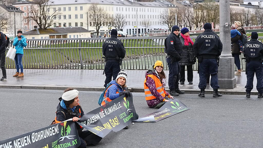 Klimaprotest_Staatsbrücke