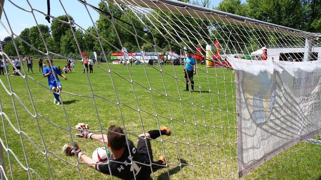 Integrations-Fußball-WM in Salzburg IV