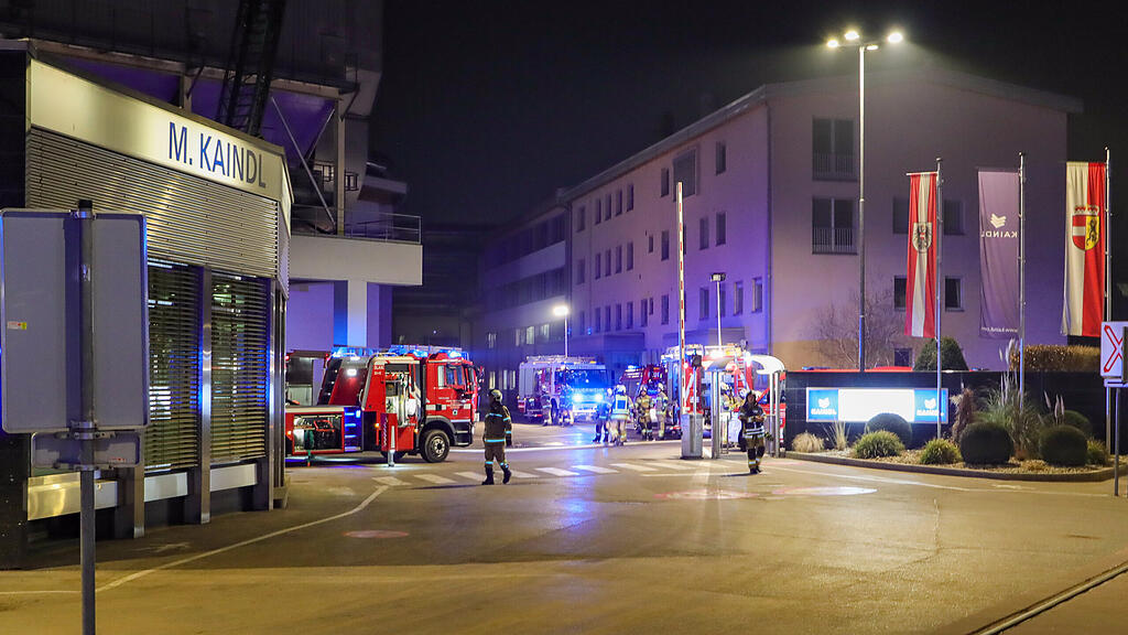 Brand bei Kaindl in Wals II