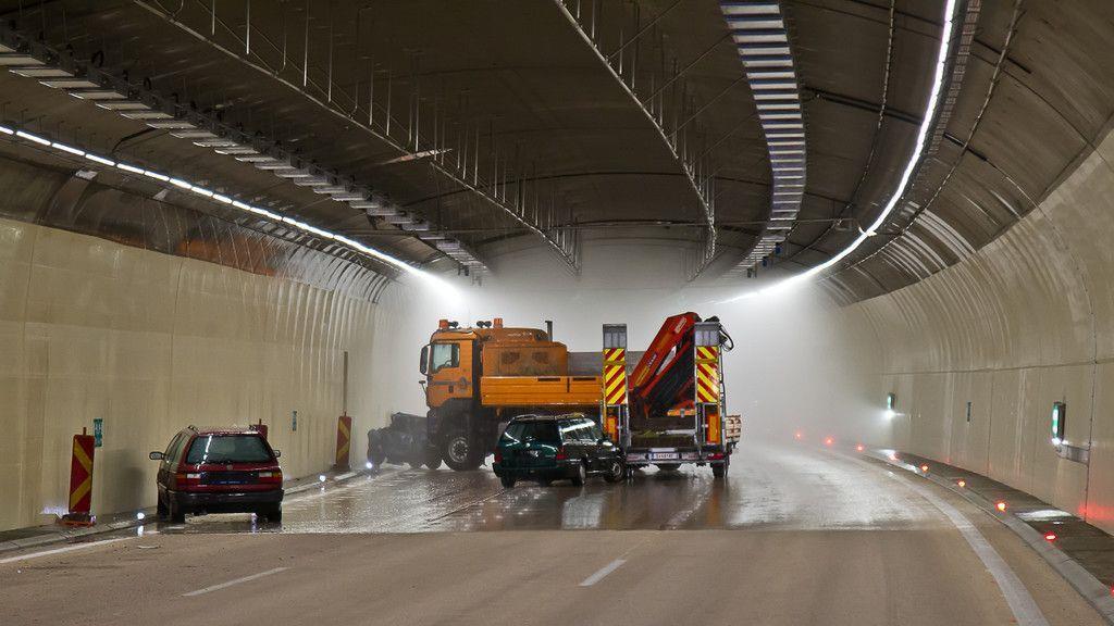Feuertaufe: Großübung im Lieferinger Tunnel