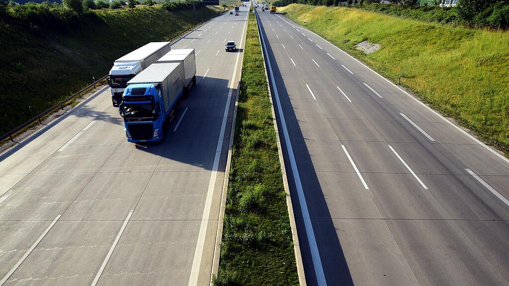 symb_sattelschlepper; symb_lkw