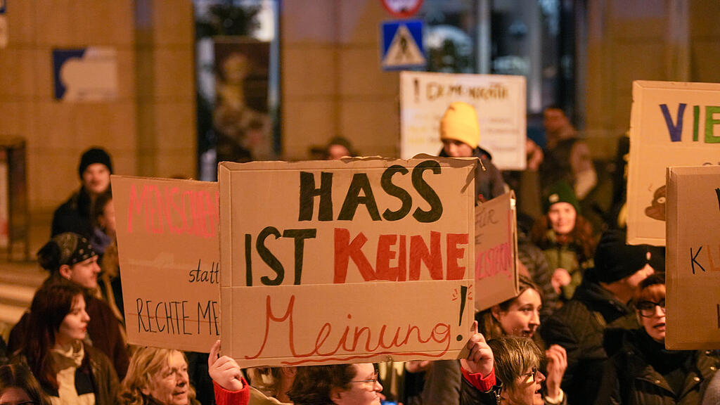 "Demo gegen Rechts" in Salzburg-Stadt