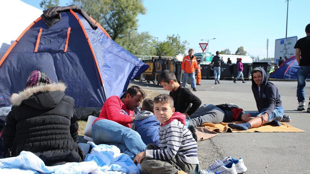 Flüchtlinge - Lage in Salzburg spitzt sich zu II