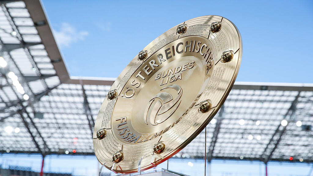 FC_Red_Bull_Salzburg_WSG_Tirol_Meisterschale