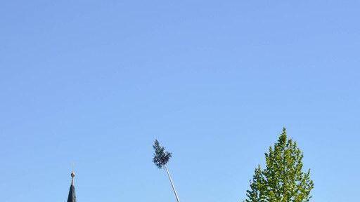 Maibaumaufstellen in Piding und Ainring