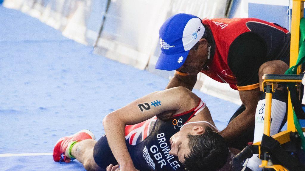 Brownlee schleppt Bruder über Ziellinie