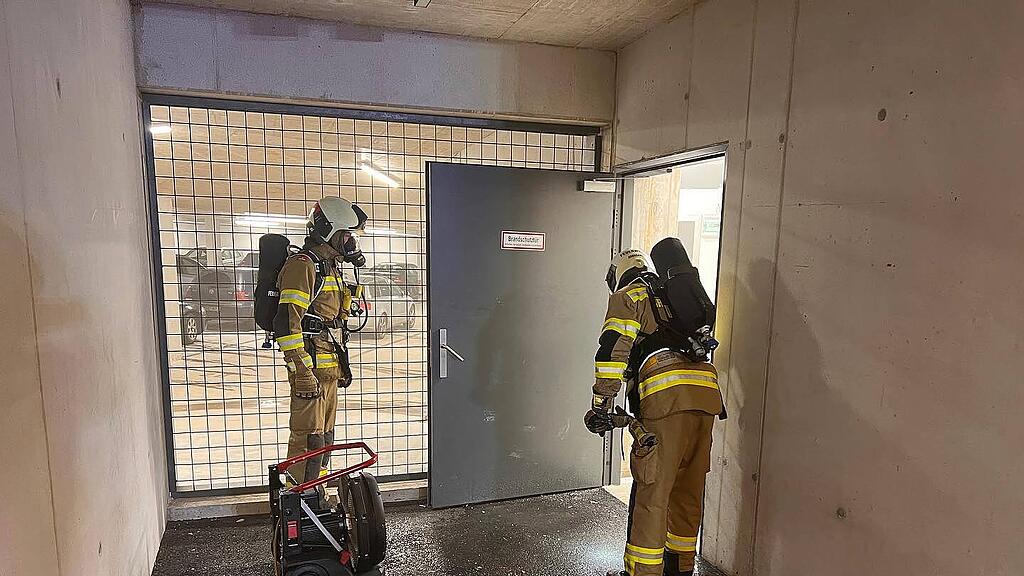 Mülltonne in Brand