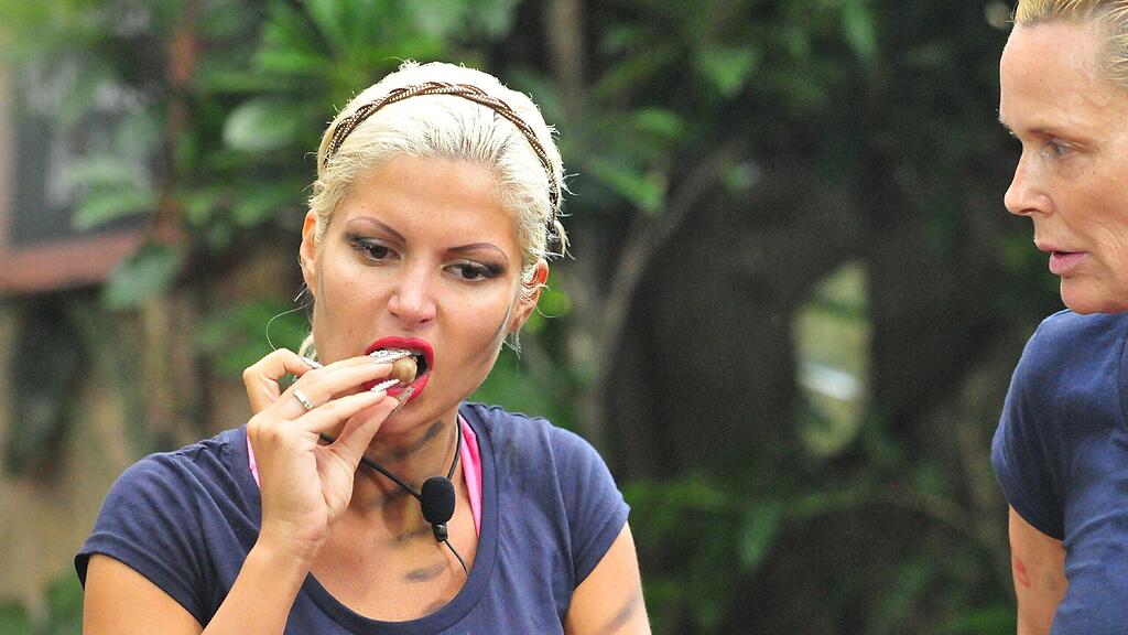 Sophia und Brigitte haben nicht genug Dschungel-Spezialitäten verspeist - keine Sterne für das Camp.