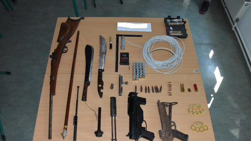 BPK Zell am See Bild Waffen und Kriegsmaterial.png