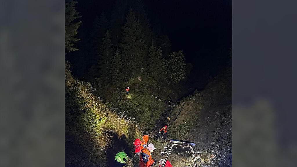 Mountainbiker verirrt sich am Hundstein im Schneetreiben