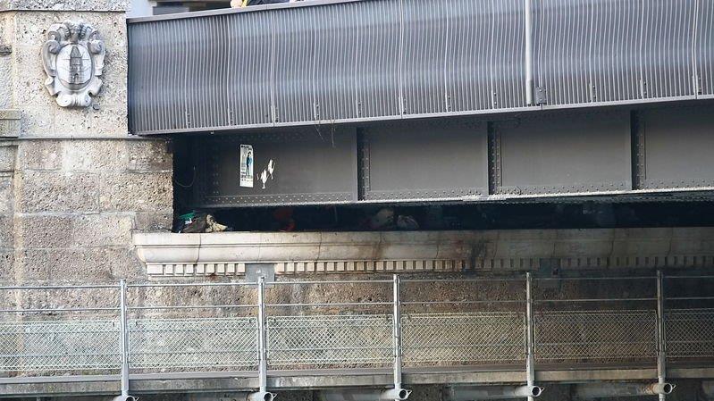 Bettlerquartiere unter der Staatsbrücke