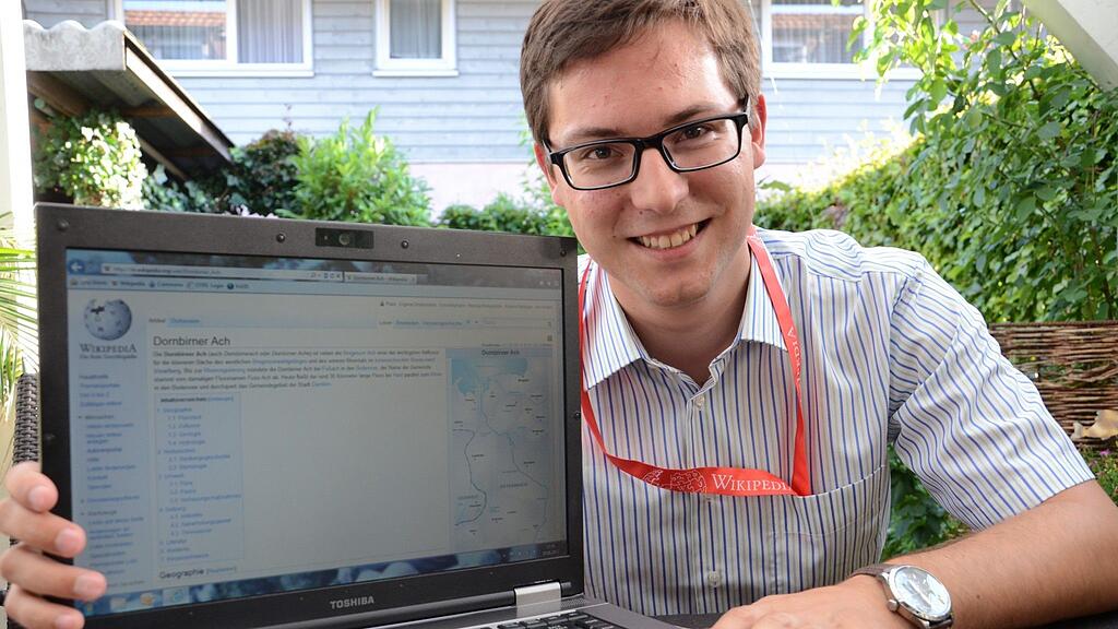Der 22-jährige Thomas Planinger ist Autor für die Online-Enzyklopädie Wikipedia und Mitarbeiter der WikiCon 2012.