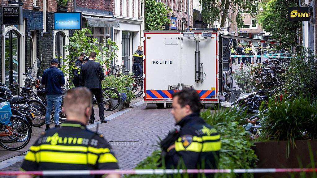 Kriminalreporter Peter R. de Vries in Amsterdam niedergeschossen