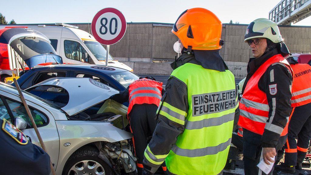 Zwei Verletzte bei Unfall vor Lieferinger Tunnel