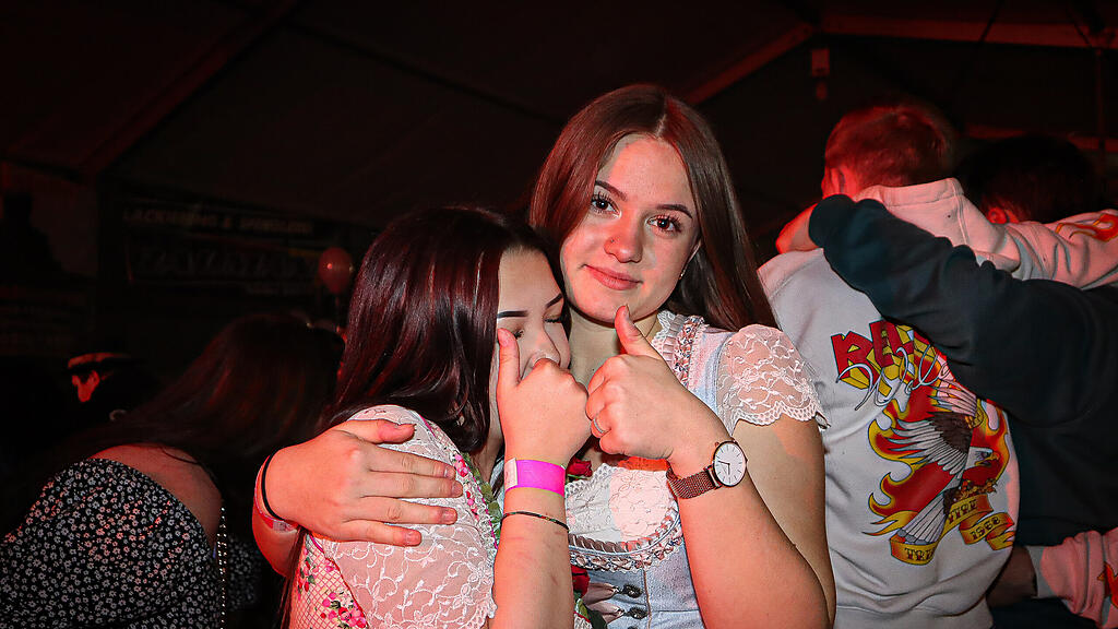 Maifest Stra\u00dfwalchen