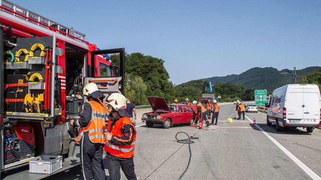 Unfall mit drei Fahrzeugen bei Salzburg-Nord