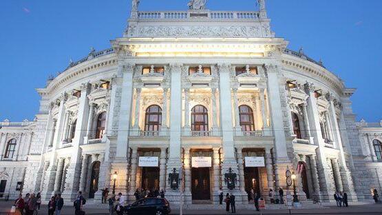 Am 14. Mai treten The Residents im Wiener Burgtheater auf.
