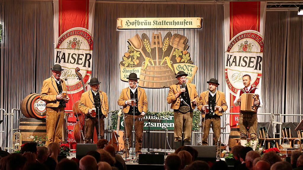 31. Gstanzlsingen aus dem Hofbr\u00e4u Kaltenhausen
