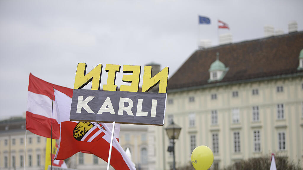 Demo am Heldenplatz