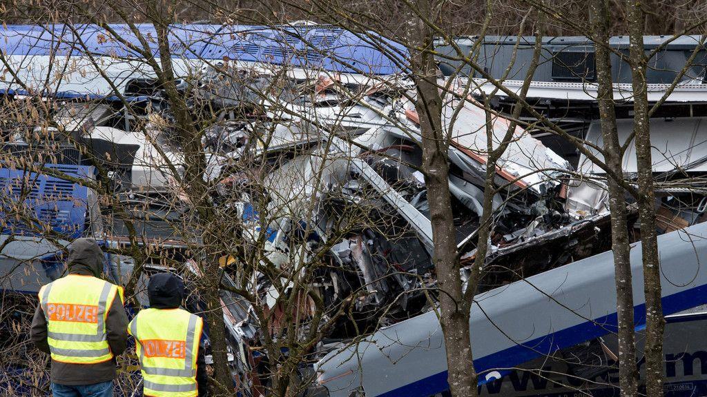 Zugunglück in Bad Aibling: Bilder der Unfallstelle