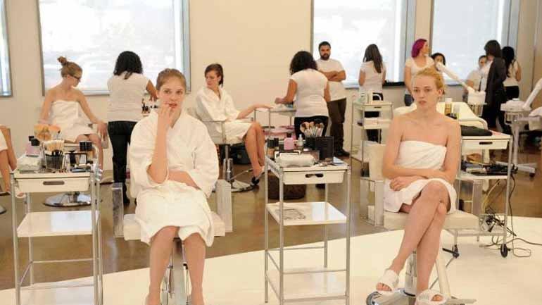 Germanys Next Topmodel: Folge 3 mit Umstyling   Zombie Boy