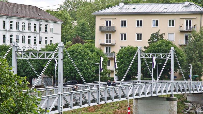 Mozartstadt in Violett-Weiß