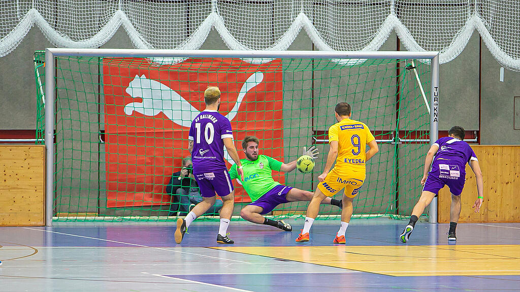 Salzburger Stier, Hallenfußball