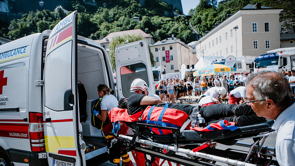 50 Jahre Katastrophenhilfsdienst Rotes Kreuzes, II