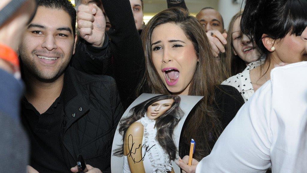 Kim Kardashian in Wien: Pressekonferenz und Autogrammstunde in der Lugner City