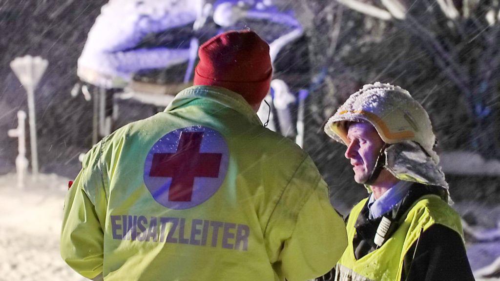 20 Verletzte bei Busunfall