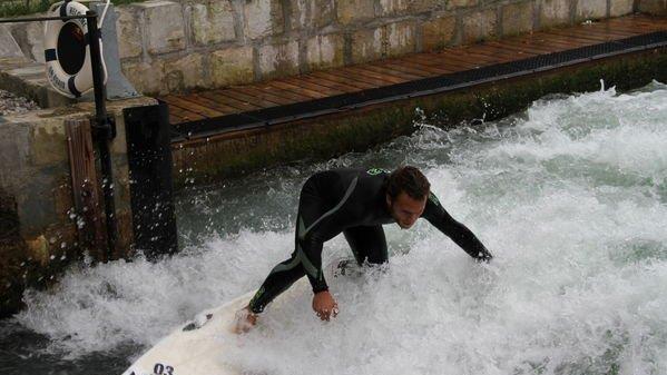 Surfen am Almkanal