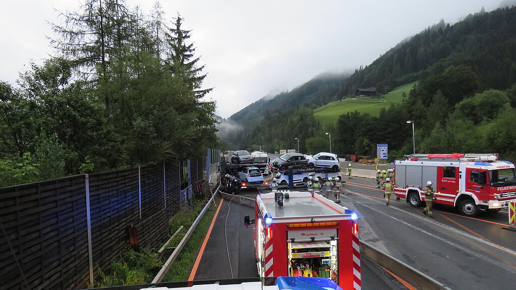 Unfall Lkw A10 Pfarrwerfen