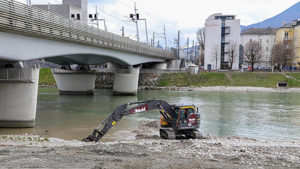 Baggerarbeiten Salzach