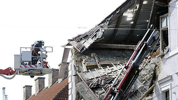 Haus stürzte am Samstag teilweise ein