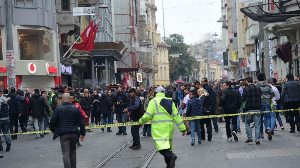 Selbstmord-Anschlag in Istanbul mit mehreren Toten
