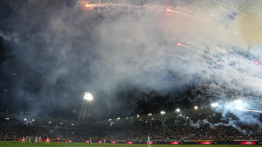 Sturm Graz, Red Bull Salzburg, Feuerwerk