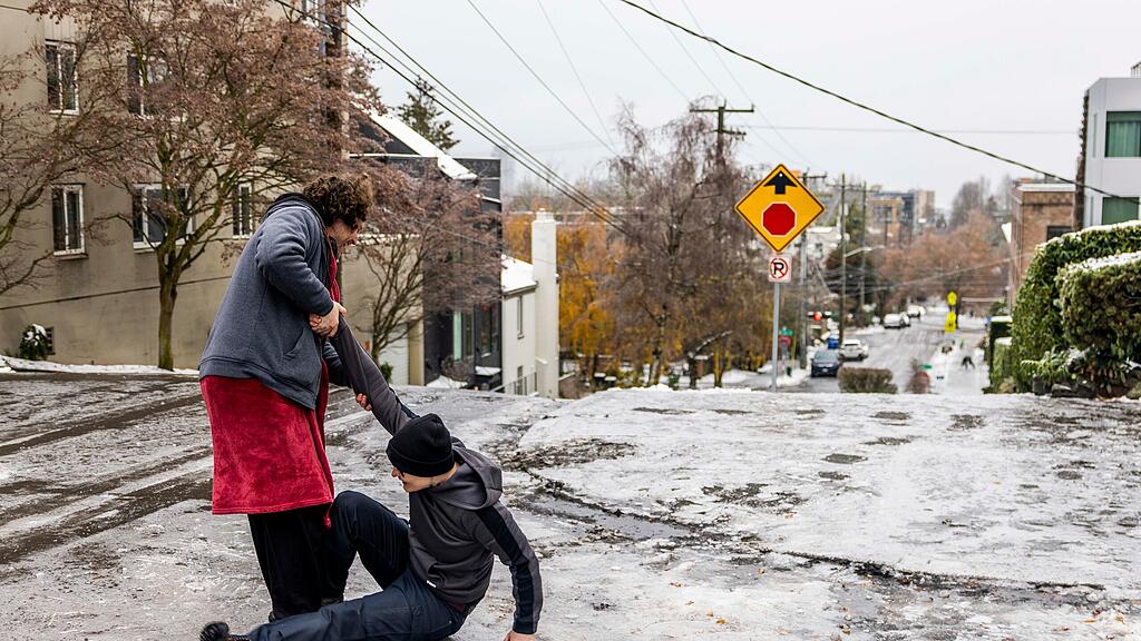Wintersturm und K\u00e4ltewelle in den USA