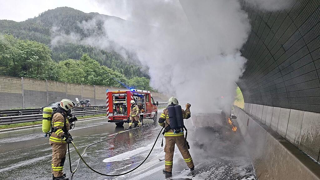 Pkw-Brand A10 Zederhaus
