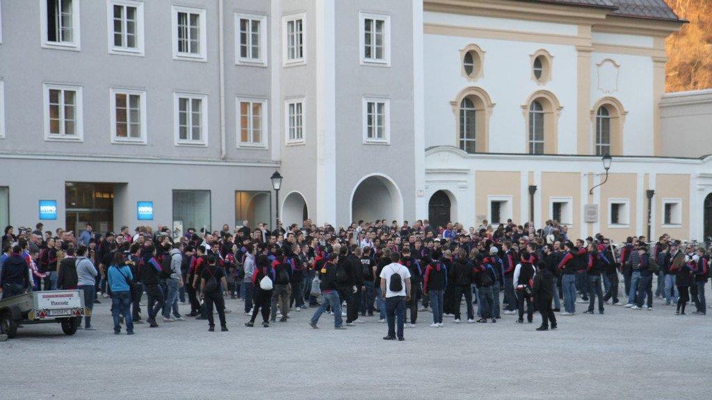 Baseler Fans in der Stadt
